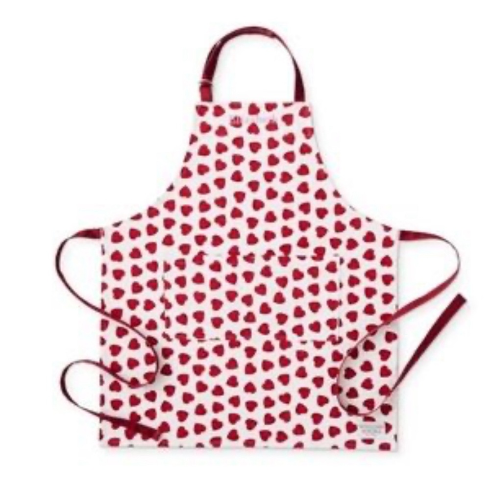 Heart Kids Apron - Williams and Sonoma - EUC and freshly washed! $25 for both!